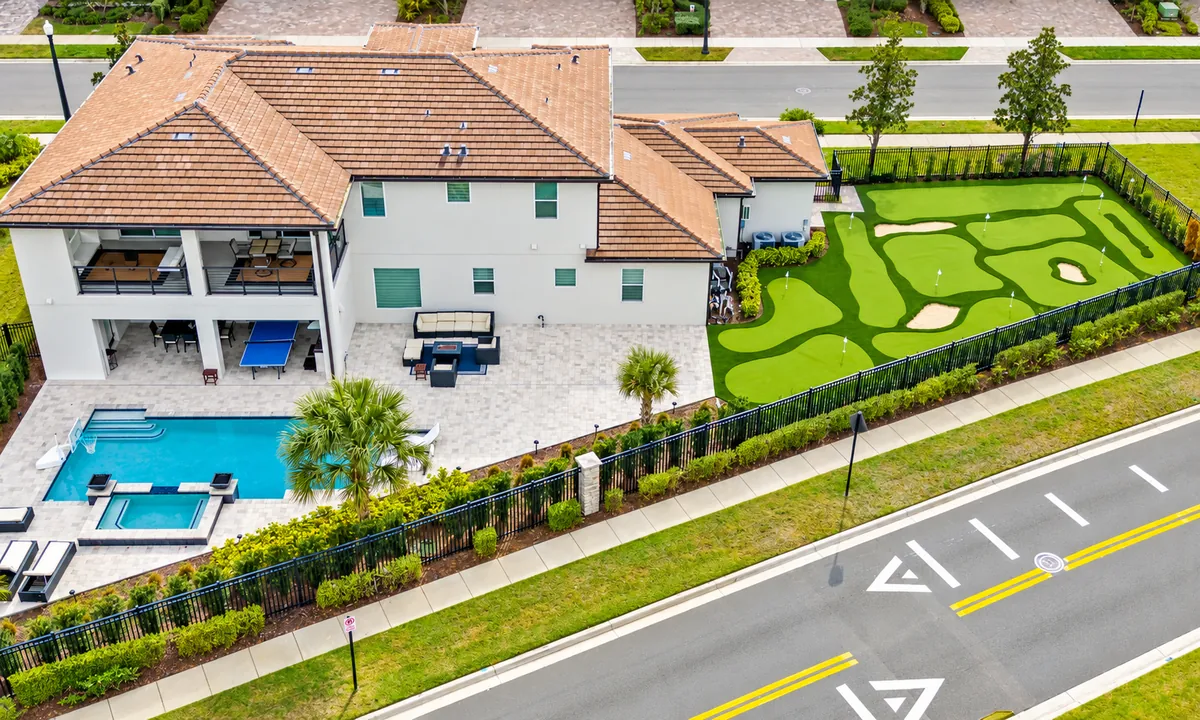 Luxury Florida home with private pool, spa and putting green